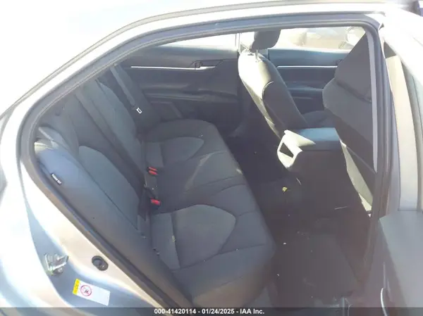 4T1B11HK0KU238102 2019 TOYOTA CAMRY - Image 8