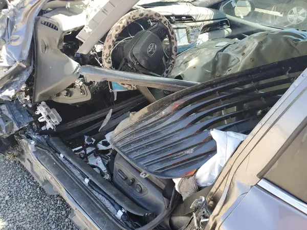 4T1B11HK0KU238990 2019 TOYOTA CAMRY - Image 8
