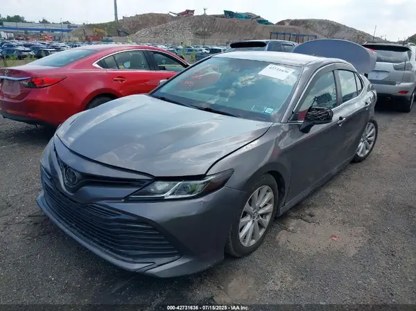 4T1B11HK0KU243462 2019 TOYOTA CAMRY - Image 2