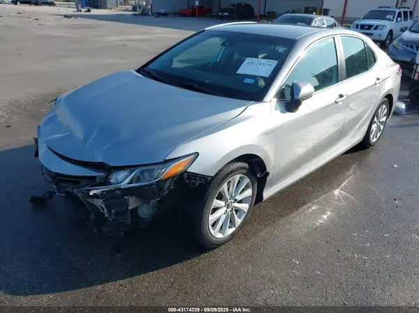 4T1B11HK0KU246278 2019 TOYOTA CAMRY - Image 2