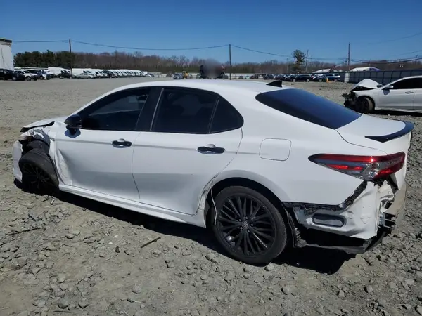 4T1B11HK0KU247513 2019 TOYOTA CAMRY - Image 2