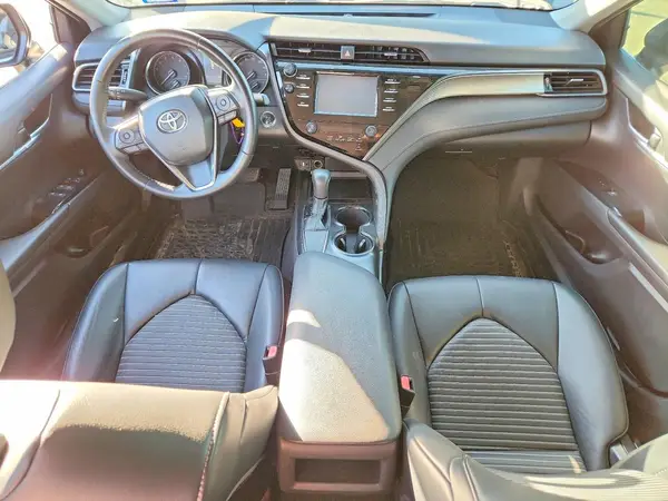4T1B11HK0KU250556 2019 TOYOTA CAMRY - Image 8