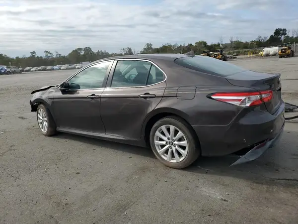 4T1B11HK0KU251836 2019 TOYOTA CAMRY - Image 2