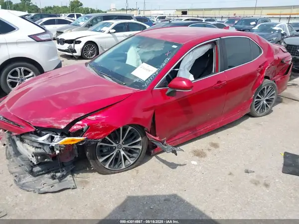 4T1B11HK0KU256938 2019 TOYOTA CAMRY - Image 2