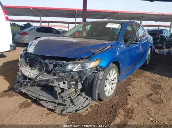 4T1B11HK0KU264294 2019 TOYOTA CAMRY - Image 2