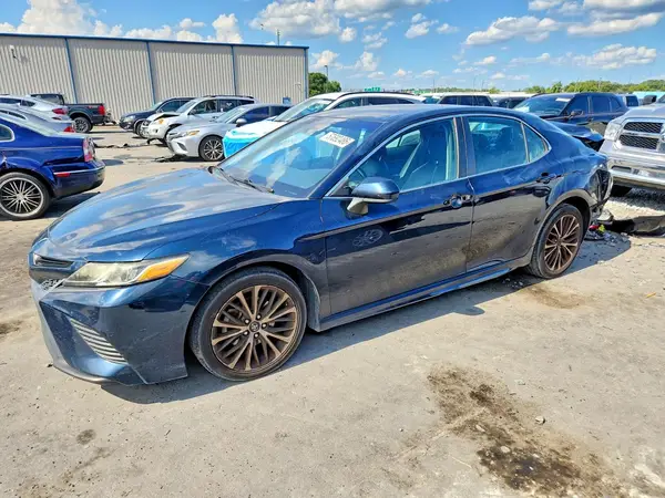4T1B11HK0KU264621 2019 TOYOTA CAMRY - Image 1