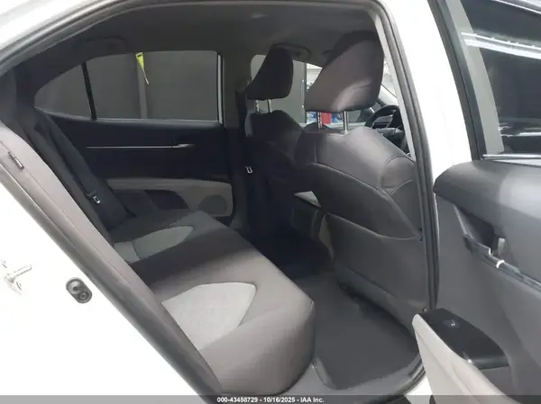 4T1B11HK0KU264702 2019 TOYOTA CAMRY - Image 8