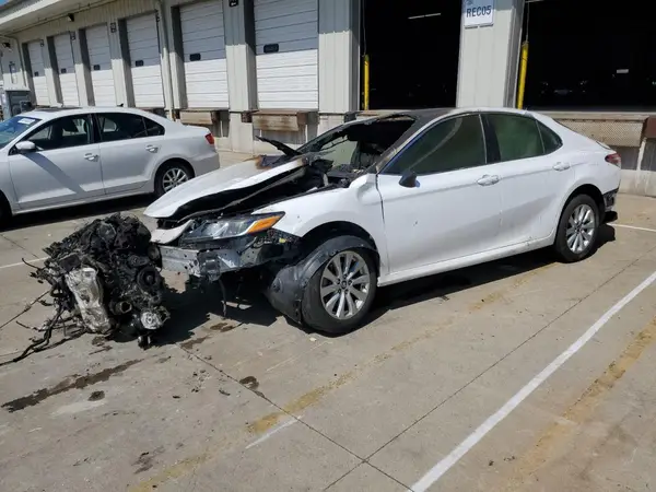 4T1B11HK0KU265736 2019 TOYOTA CAMRY - Image 1