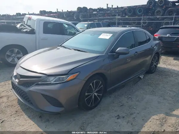 4T1B11HK0KU278969 2019 TOYOTA CAMRY - Image 2