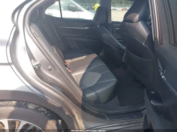 4T1B11HK0KU278969 2019 TOYOTA CAMRY - Image 8