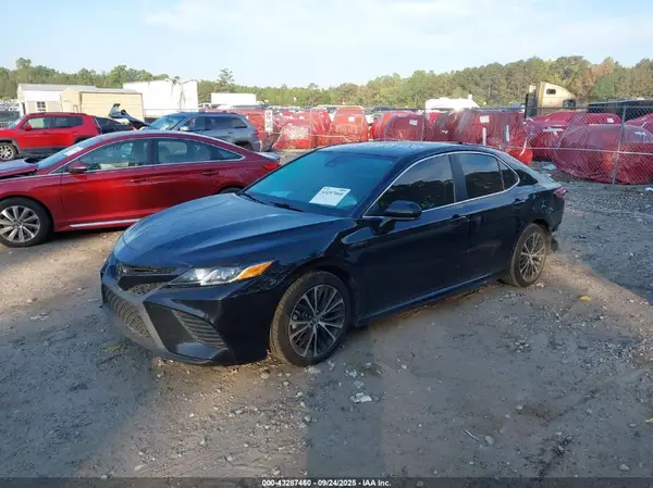 4T1B11HK0KU280589 2019 TOYOTA CAMRY - Image 2