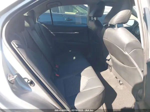 4T1B11HK0KU283170 2019 TOYOTA CAMRY - Image 8