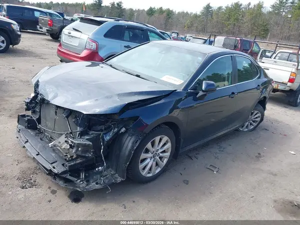 4T1B11HK0KU285646 2019 TOYOTA CAMRY - Image 2
