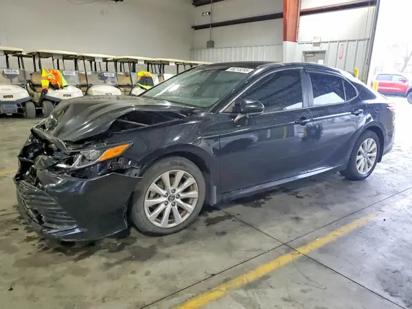 4T1B11HK0KU288451 2019 TOYOTA CAMRY - Image 1