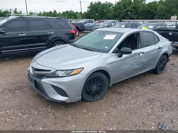 4T1B11HK0KU297098 2019 TOYOTA CAMRY - Image 2