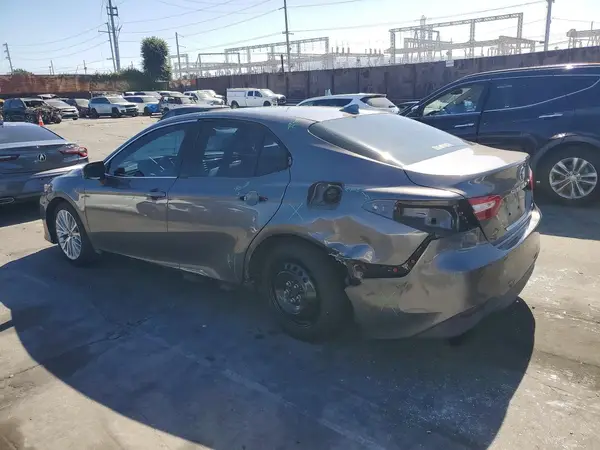 4T1B11HK0KU297957 2019 TOYOTA CAMRY - Image 2