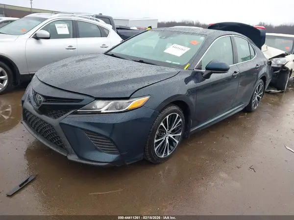 4T1B11HK0KU298204 2019 TOYOTA CAMRY - Image 2