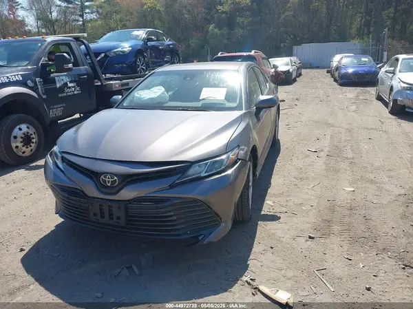 4T1B11HK0KU680216 2019 TOYOTA CAMRY - Image 2