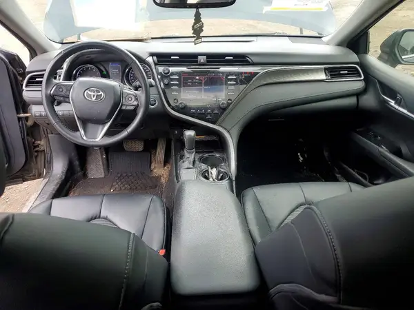 4T1B11HK0KU680278 2019 TOYOTA CAMRY - Image 8