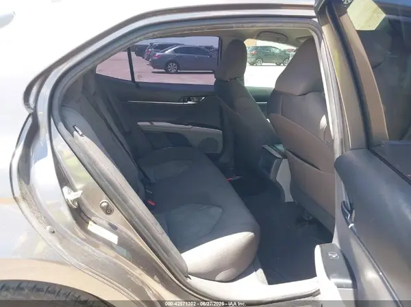 4T1B11HK0KU681429 2019 TOYOTA CAMRY - Image 8