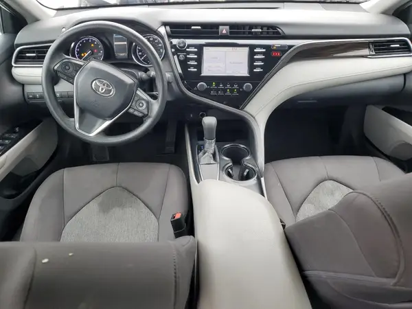 4T1B11HK0KU682581 2019 TOYOTA CAMRY - Image 8