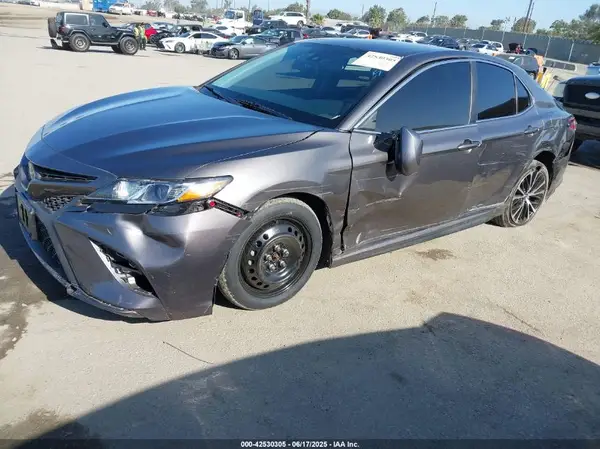 4T1B11HK0KU687618 2019 TOYOTA CAMRY - Image 2