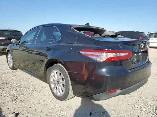 4T1B11HK0KU689529 2019 TOYOTA CAMRY - Image 2
