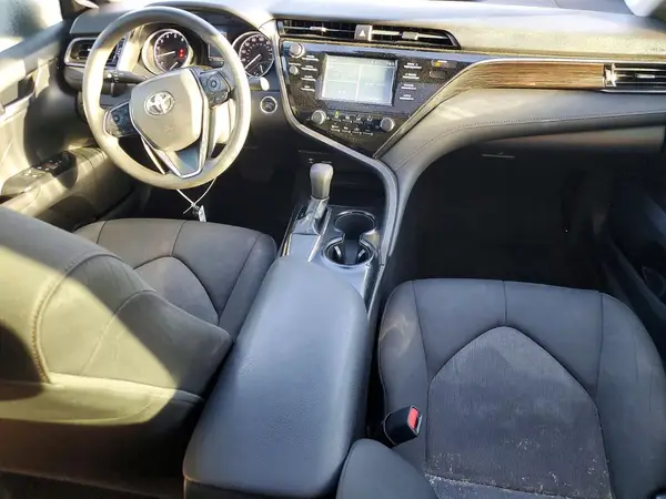 4T1B11HK0KU692138 2019 TOYOTA CAMRY - Image 8