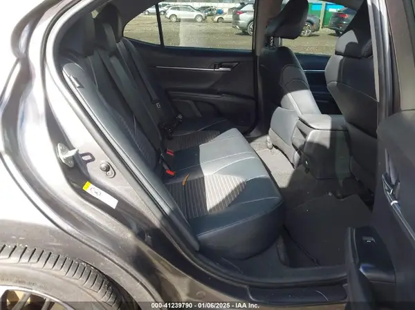 4T1B11HK0KU696996 2019 TOYOTA CAMRY - Image 8