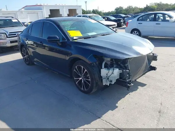 4T1B11HK0KU697016 2019 TOYOTA CAMRY - Image 1