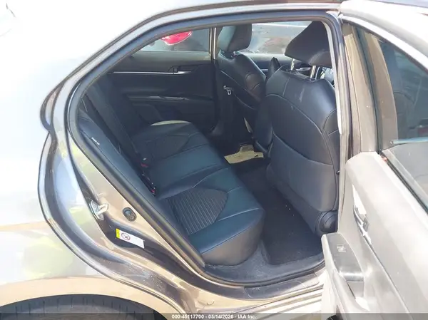 4T1B11HK0KU697100 2019 TOYOTA CAMRY - Image 8