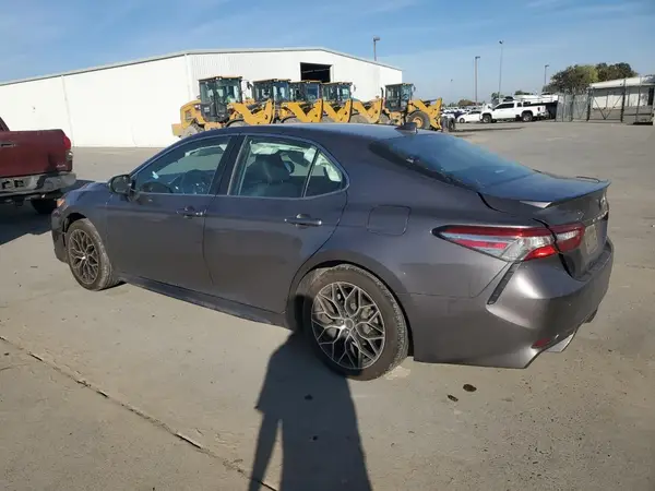 4T1B11HK0KU697145 2019 TOYOTA CAMRY - Image 2