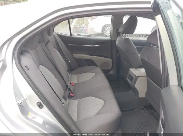 4T1B11HK0KU698215 2019 TOYOTA CAMRY - Image 8