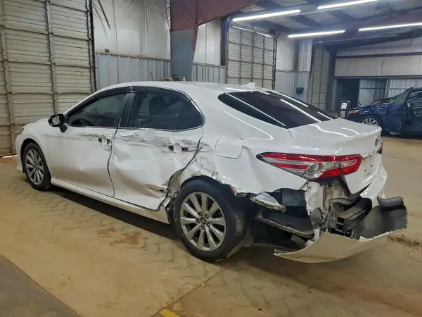 4T1B11HK0KU699509 2019 TOYOTA CAMRY - Image 2