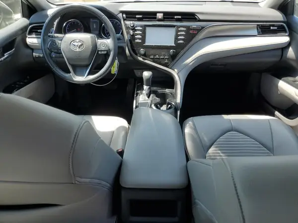 4T1B11HK0KU700562 2019 TOYOTA CAMRY - Image 8