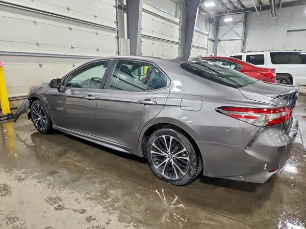 4T1B11HK0KU702506 2019 TOYOTA CAMRY - Image 2