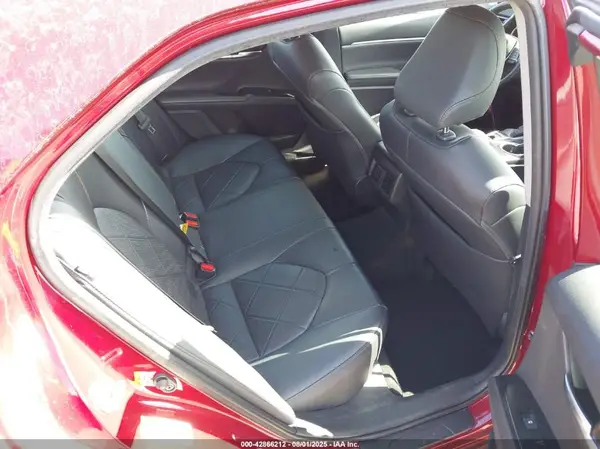 4T1B11HK0KU703607 2019 TOYOTA CAMRY - Image 8