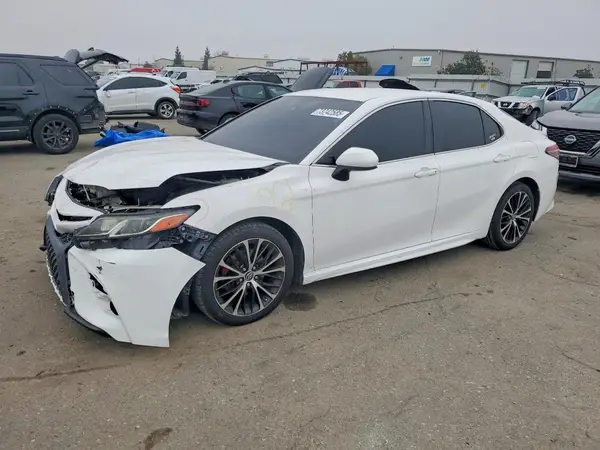4T1B11HK0KU705325 2019 TOYOTA CAMRY - Image 1