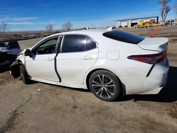 4T1B11HK0KU709570 2019 TOYOTA CAMRY - Image 2