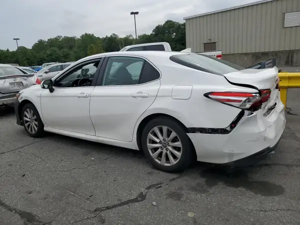 4T1B11HK0KU709794 2019 TOYOTA CAMRY - Image 2