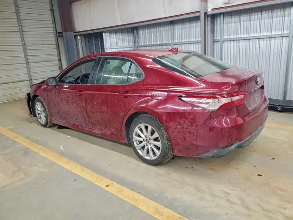 4T1B11HK0KU710332 2019 TOYOTA CAMRY - Image 2