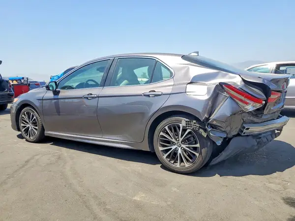 4T1B11HK0KU710699 2019 TOYOTA CAMRY - Image 2