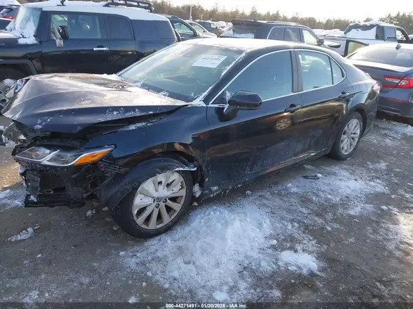 4T1B11HK0KU711805 2019 TOYOTA CAMRY - Image 2