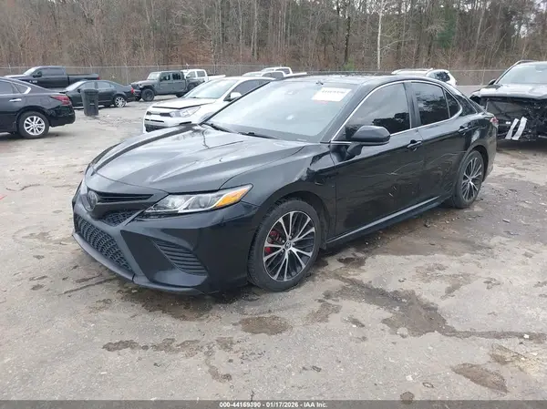 4T1B11HK0KU714364 2019 TOYOTA CAMRY - Image 2
