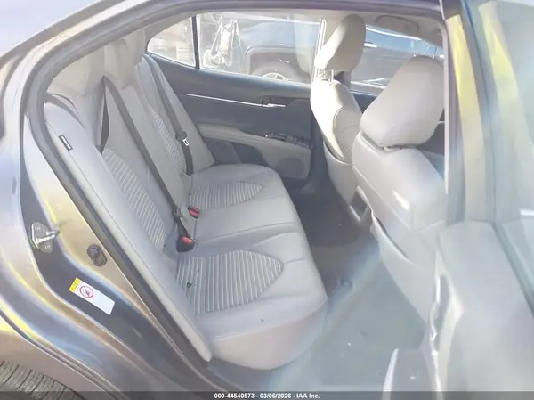 4T1B11HK0KU716647 2019 TOYOTA CAMRY - Image 8