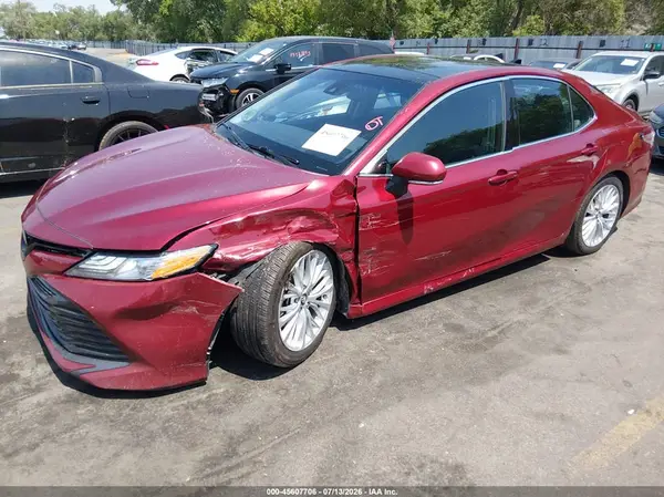 4T1B11HK0KU722190 2019 TOYOTA CAMRY - Image 2
