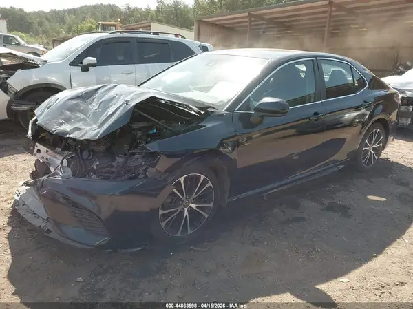 4T1B11HK0KU724134 2019 TOYOTA CAMRY - Image 2