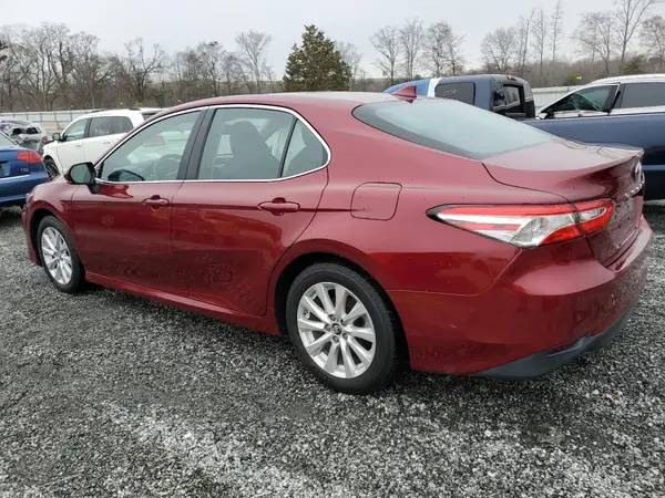 4T1B11HK0KU729771 2019 TOYOTA CAMRY - Image 2