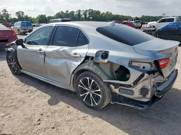 4T1B11HK0KU733139 2019 TOYOTA CAMRY - Image 2