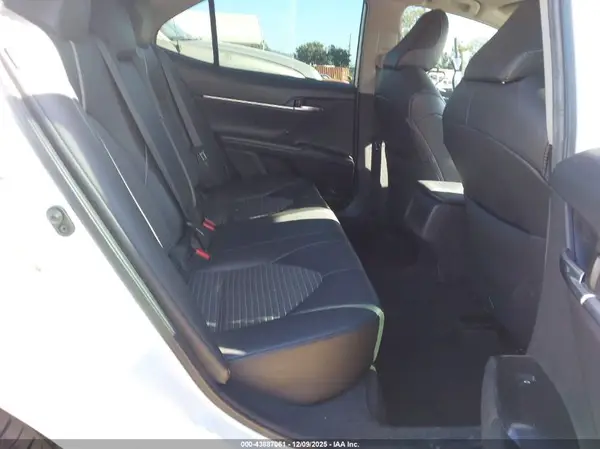 4T1B11HK0KU736378 2019 TOYOTA CAMRY - Image 8